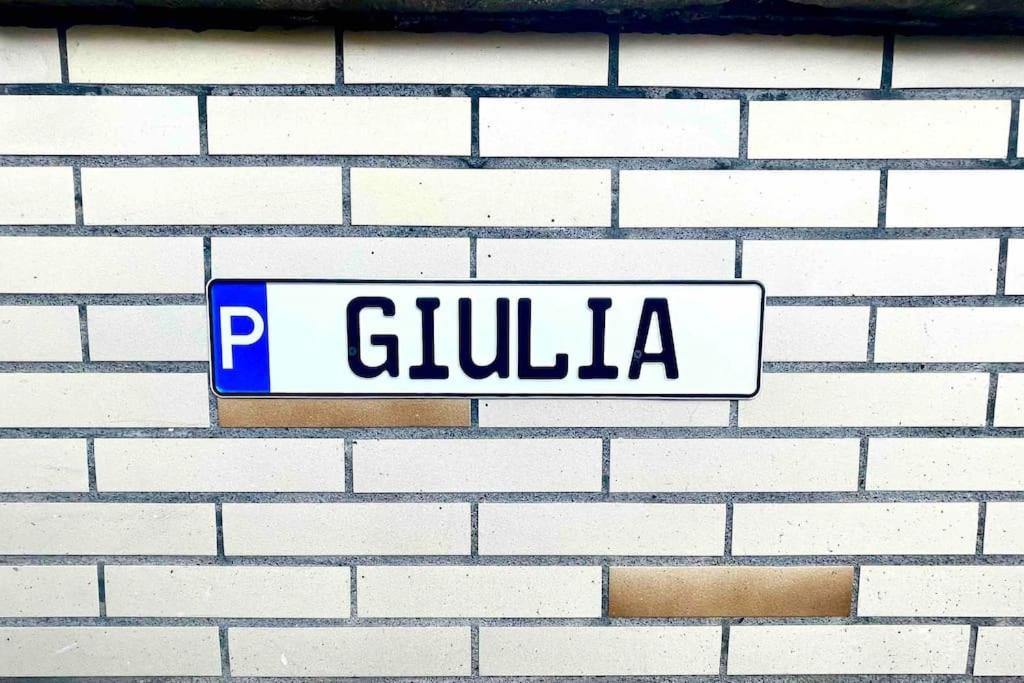 Casa Giulia 2 Zimmer Nahe Giessen, Kueche, Bad, Wlan, Parkplatz Krofdorf-Gleiberg Dış mekan fotoğraf