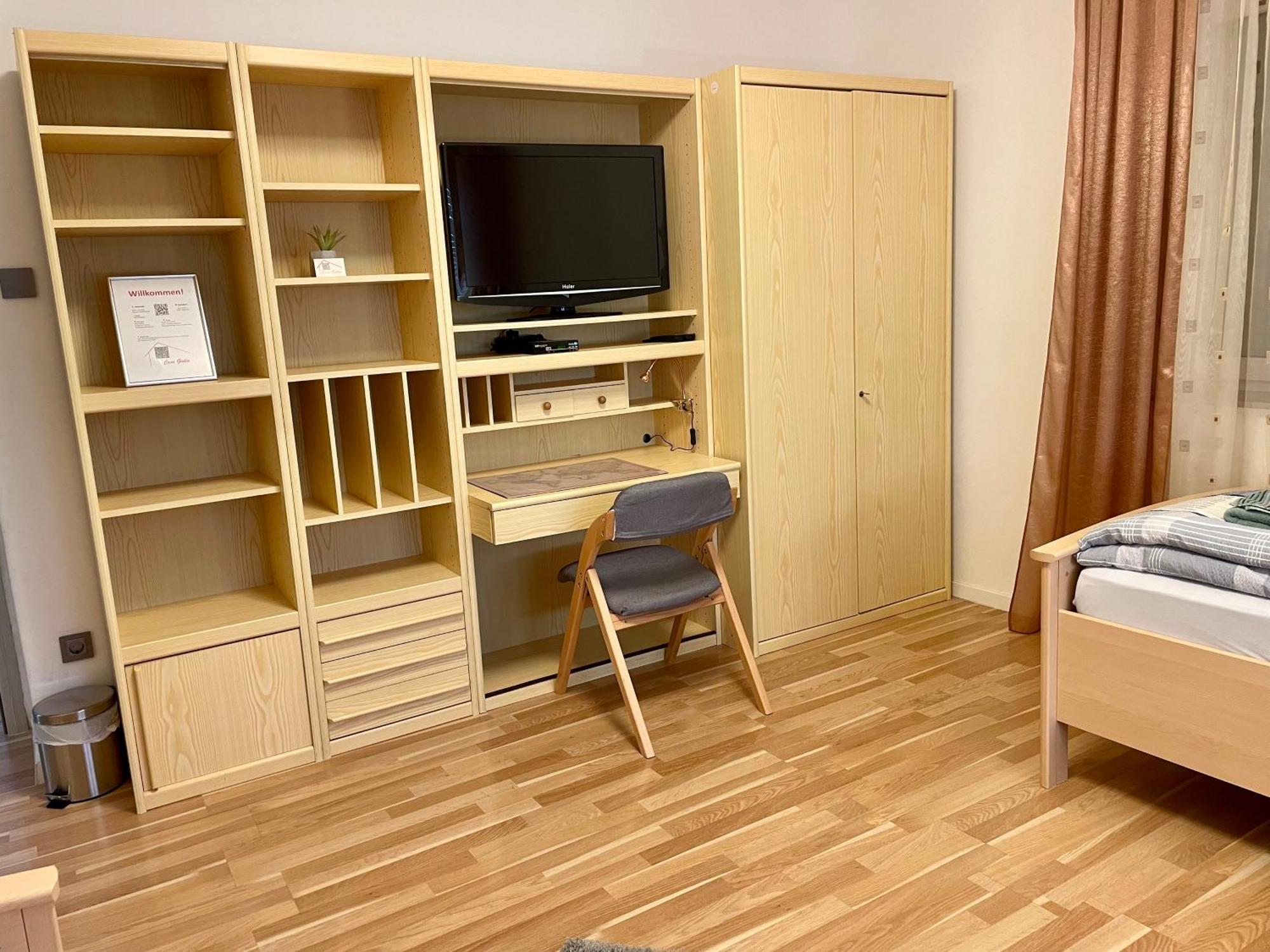 Casa Giulia 2 Zimmer Nahe Giessen, Kueche, Bad, Wlan, Parkplatz Krofdorf-Gleiberg Dış mekan fotoğraf