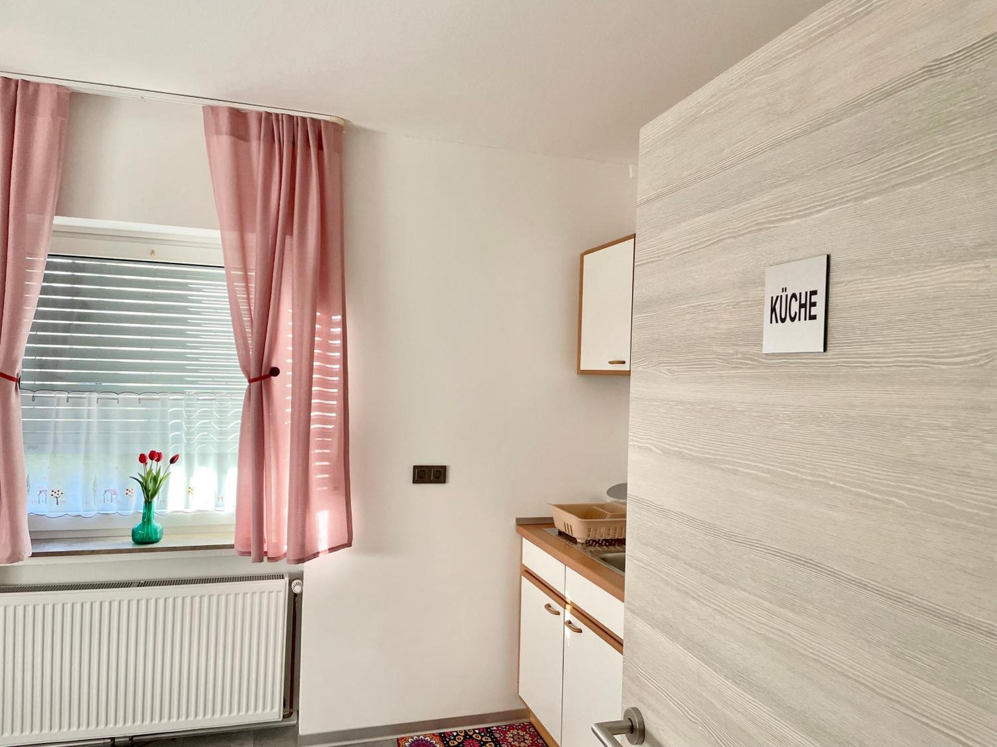 Casa Giulia 2 Zimmer Nahe Giessen, Kueche, Bad, Wlan, Parkplatz Krofdorf-Gleiberg Dış mekan fotoğraf