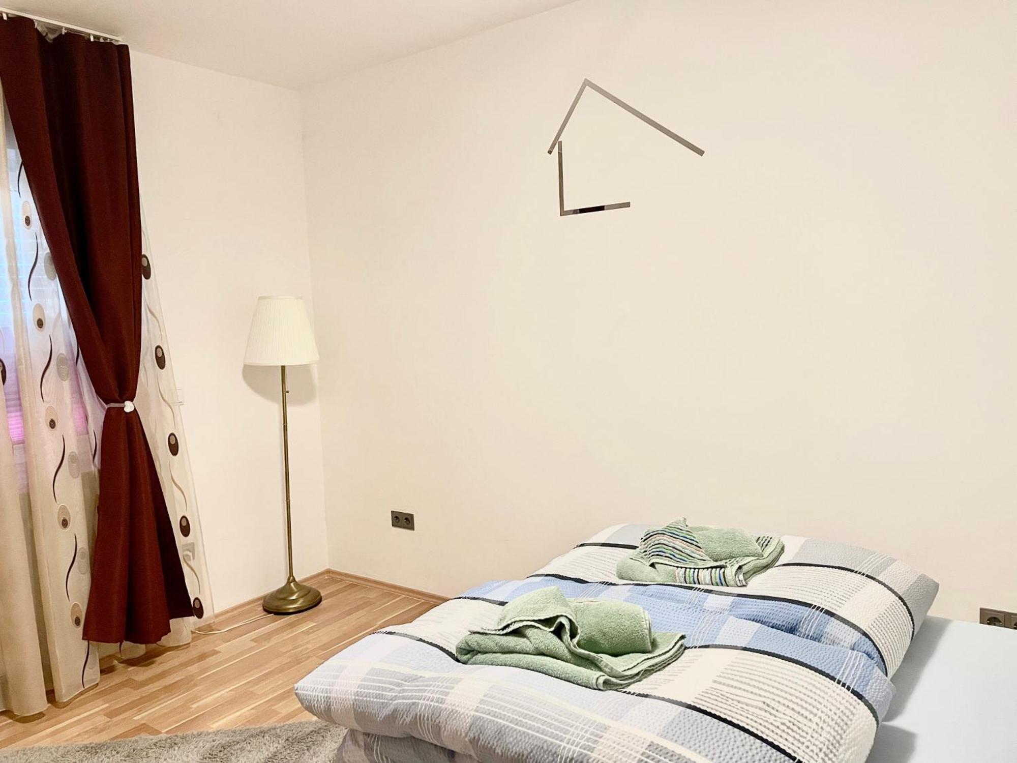 Casa Giulia 2 Zimmer Nahe Giessen, Kueche, Bad, Wlan, Parkplatz Krofdorf-Gleiberg Dış mekan fotoğraf