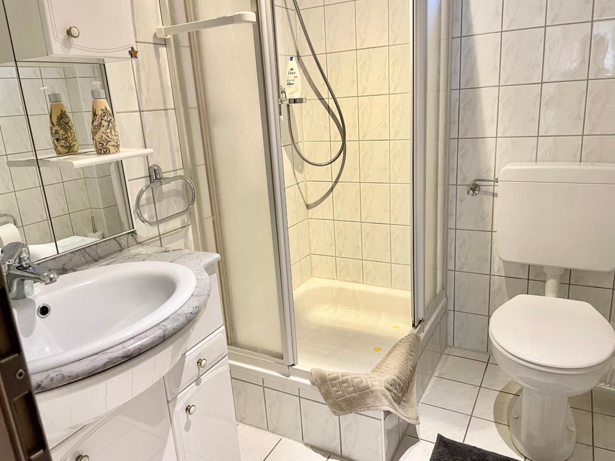 Casa Giulia 2 Zimmer Nahe Giessen, Kueche, Bad, Wlan, Parkplatz Krofdorf-Gleiberg Dış mekan fotoğraf